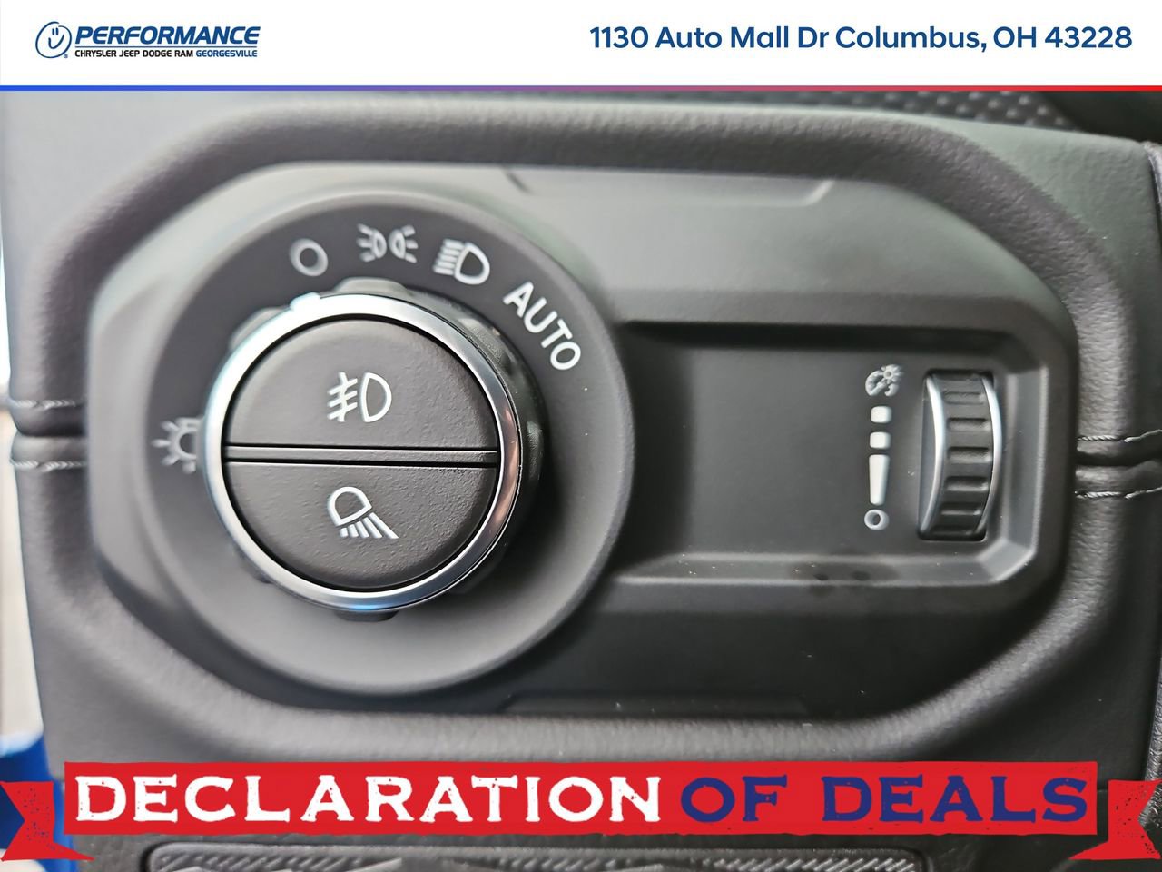 New 2026 Jeep Gladiator Mojave w/ Steel Bumper Group image 29