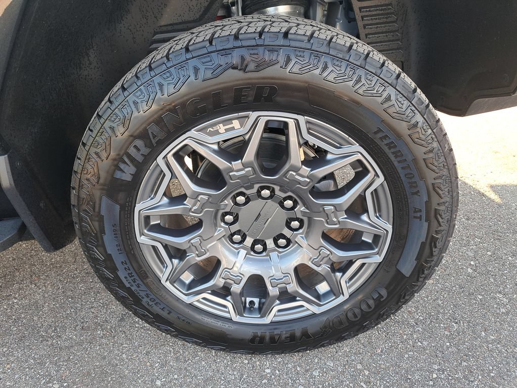 New 2025 GMC Hummer EV 3X AWD/4WD image 41