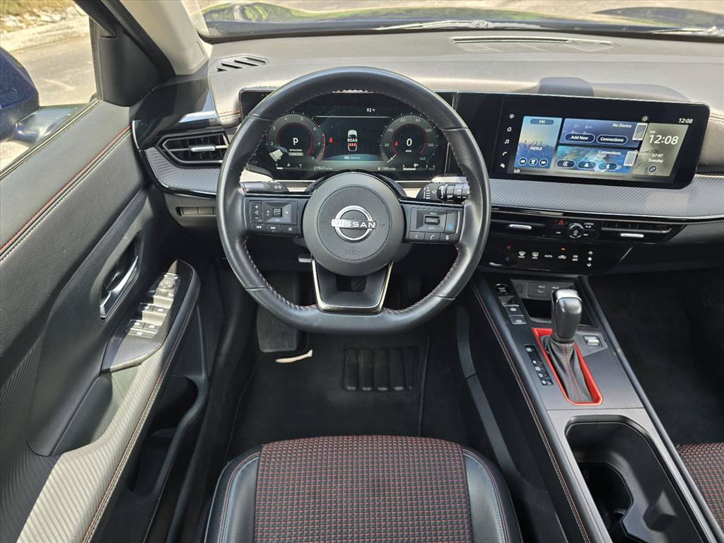 Used 2025 Nissan Kicks SR FWD image 14
