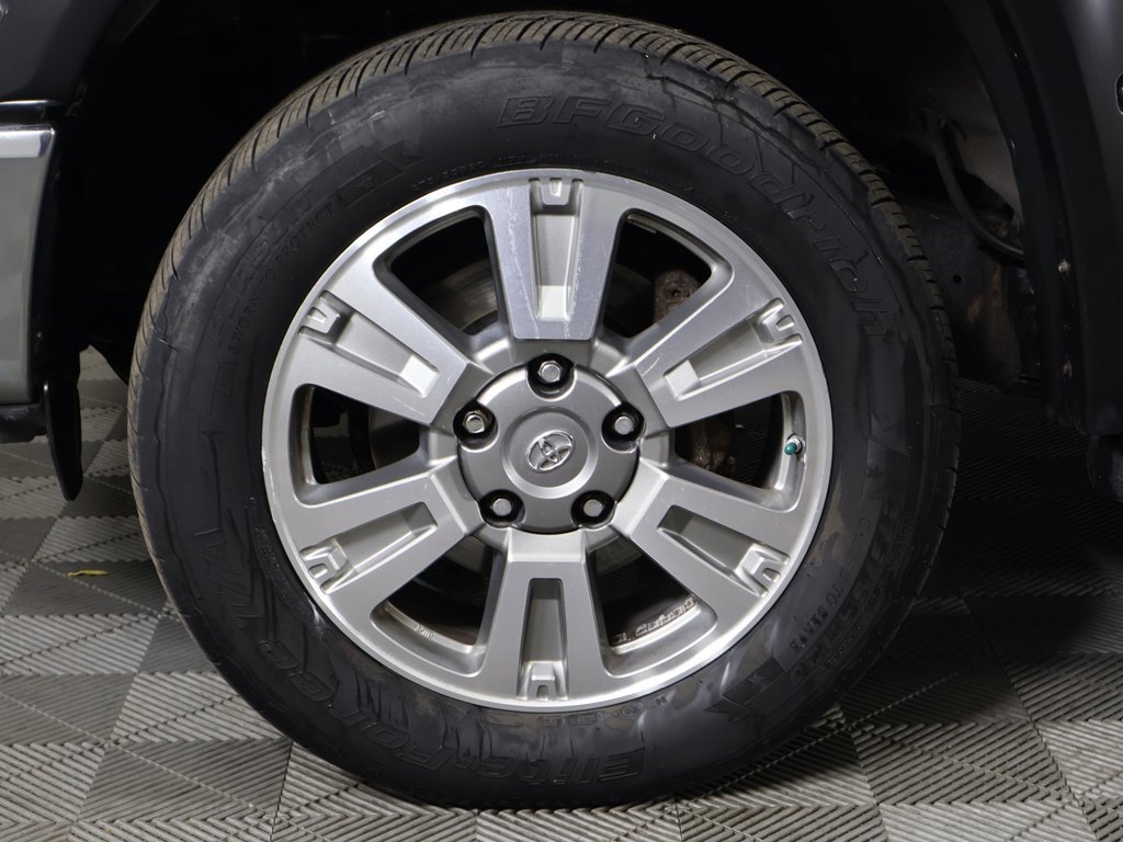 Used 2015 Toyota Tundra 1794 Edition image 24