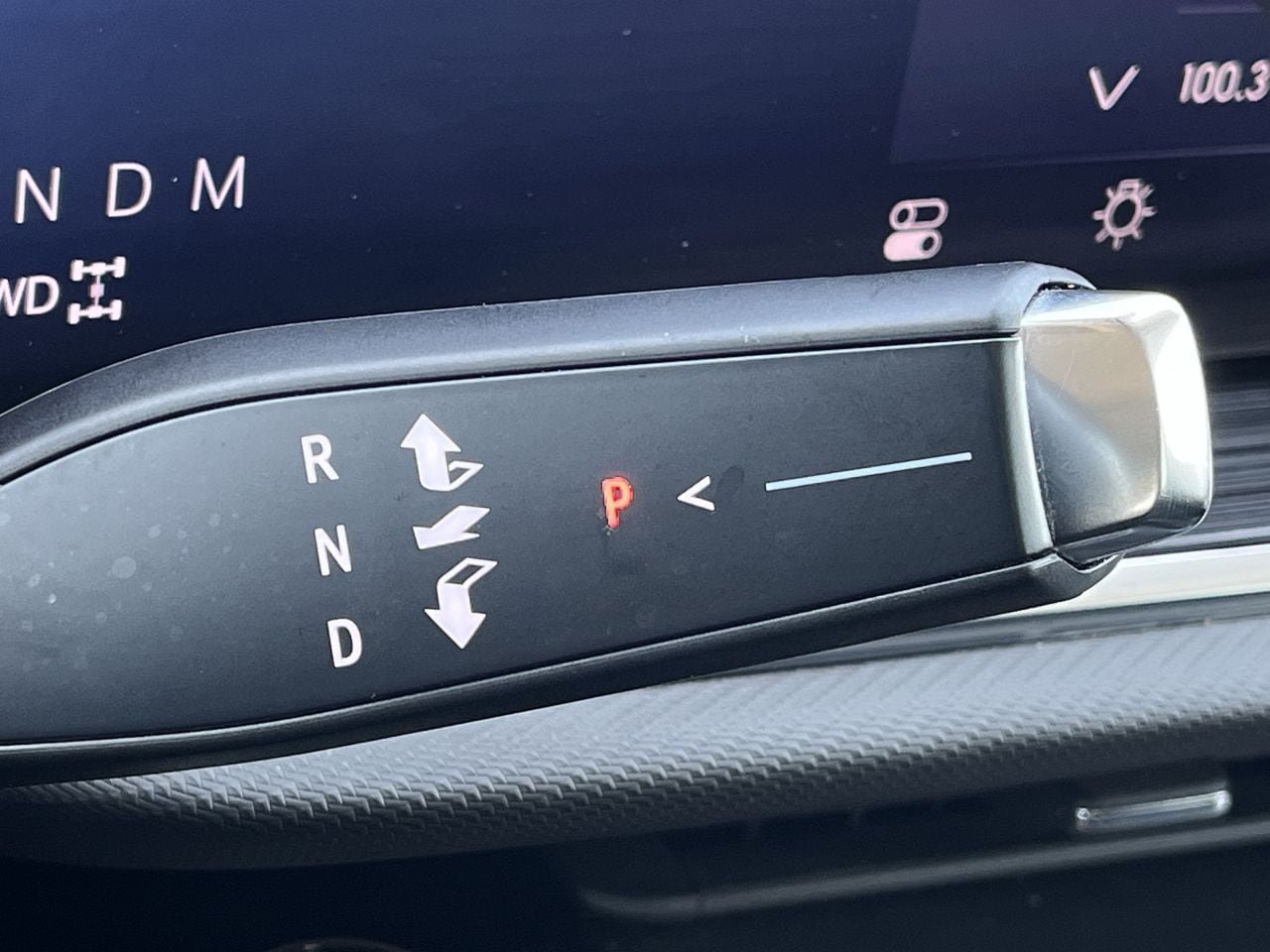 Used 2024 Buick Envision Preferred AWD/4WD image 17