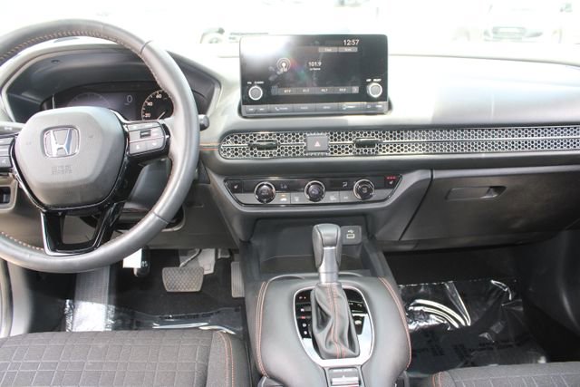 Used 2025 Honda HR-V Sport image 14