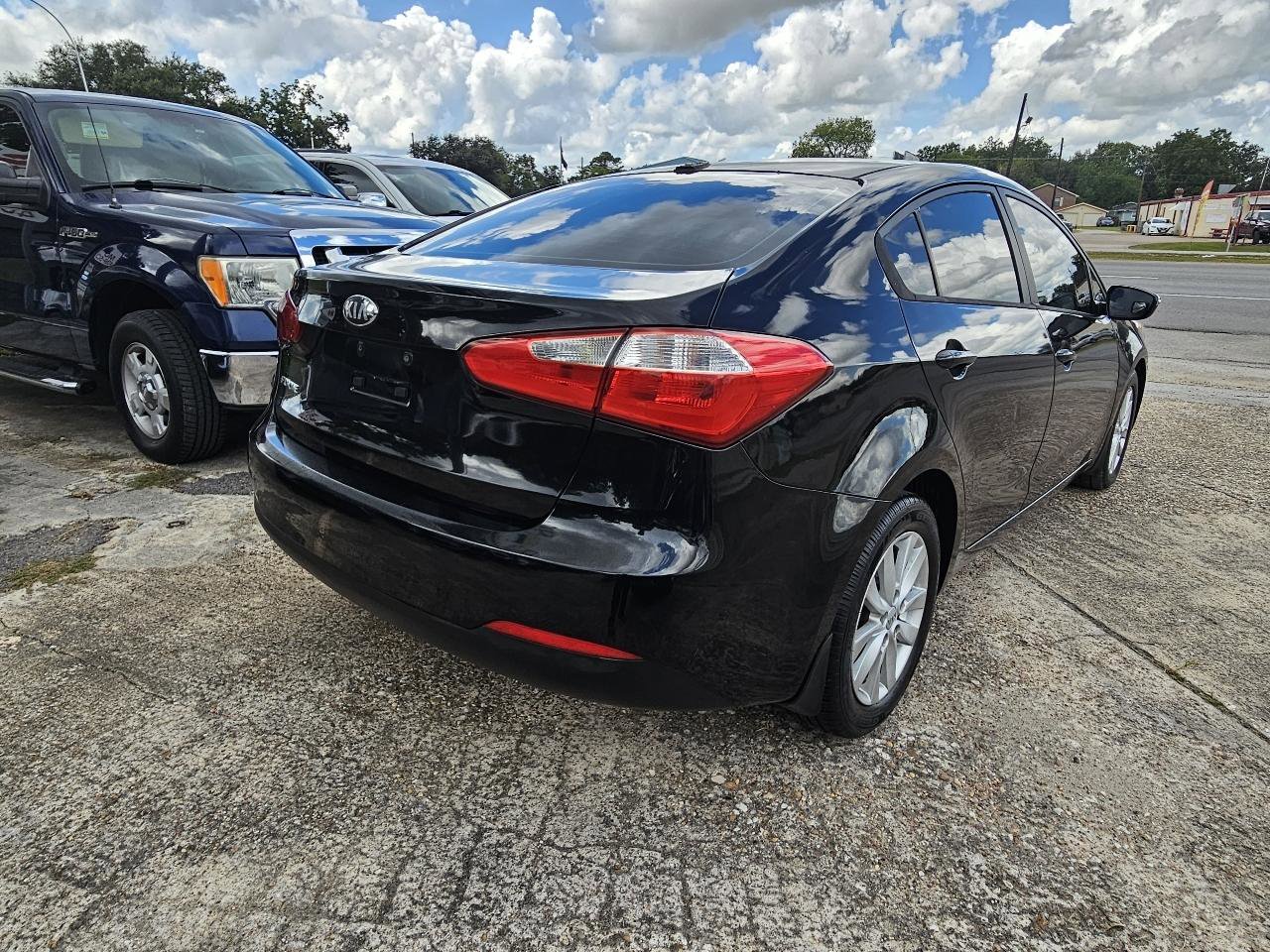 Used 2014 Kia Forte LX w/ Popular Package FWD image 9
