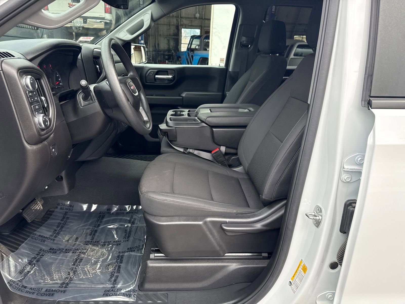 Used 2025 GMC Sierra 1500 Pro w/ Graphite Edition image 9