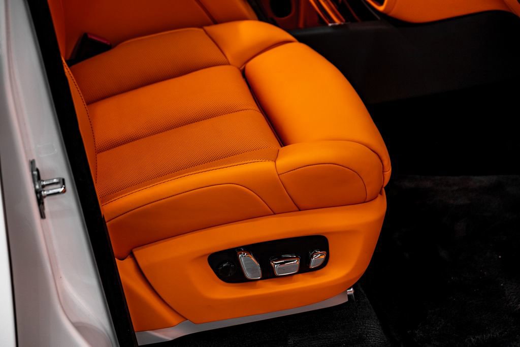 Used 2026 Rolls-Royce Phantom Sedan RWD image 50