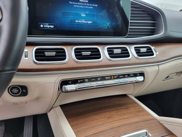 Used 2023 Mercedes-Benz GLE 450 4MATIC image 16