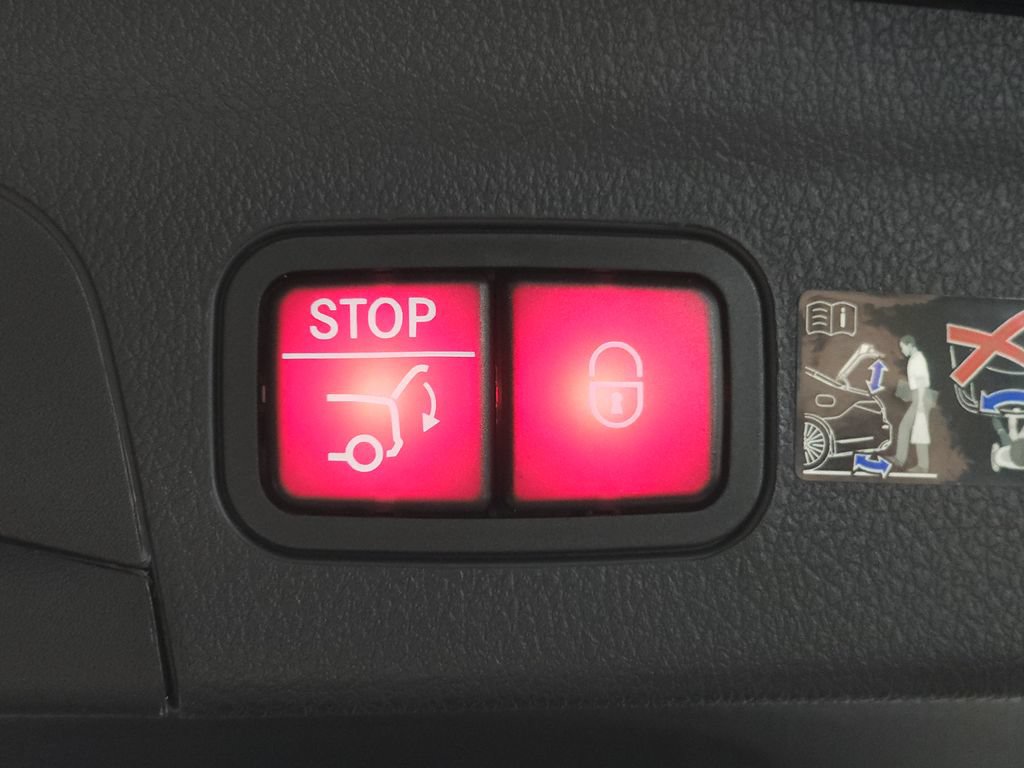Certified 2026 Mercedes-Benz GLE 350 4MATIC image 32