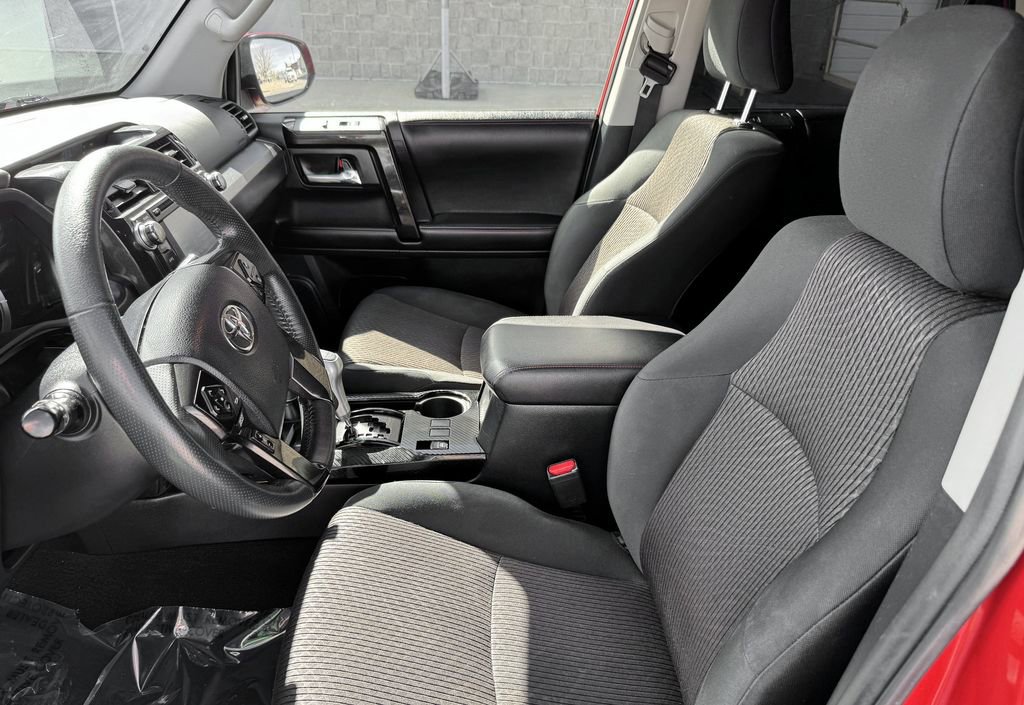 Used 2019 Toyota 4Runner TRD Off-Road image 15