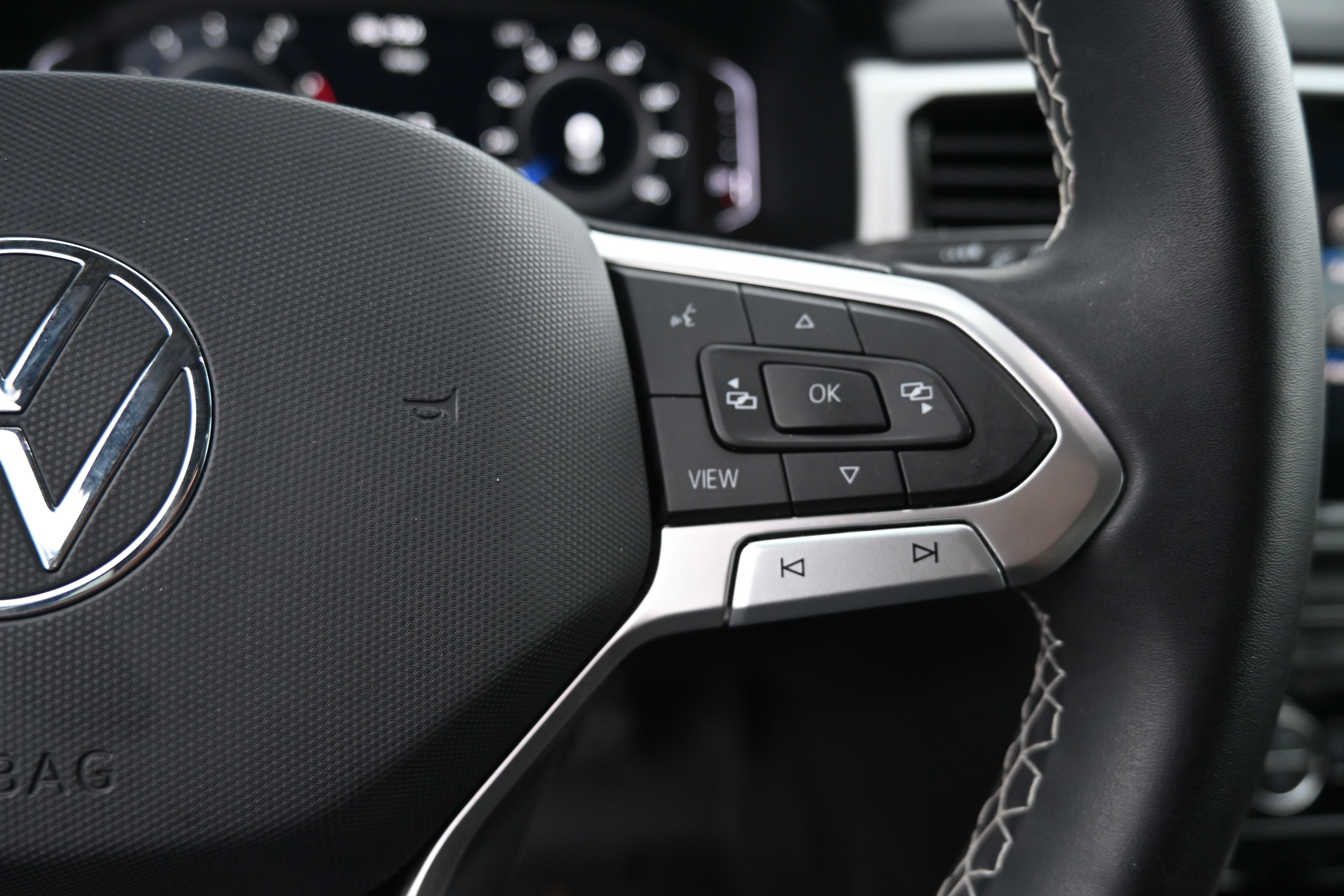 Used 2023 Volkswagen Atlas SE w/ Black Wheel Package image 20