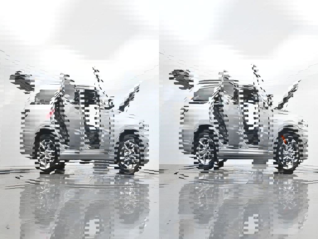 Used 2023 Dodge Durango R/T image 35