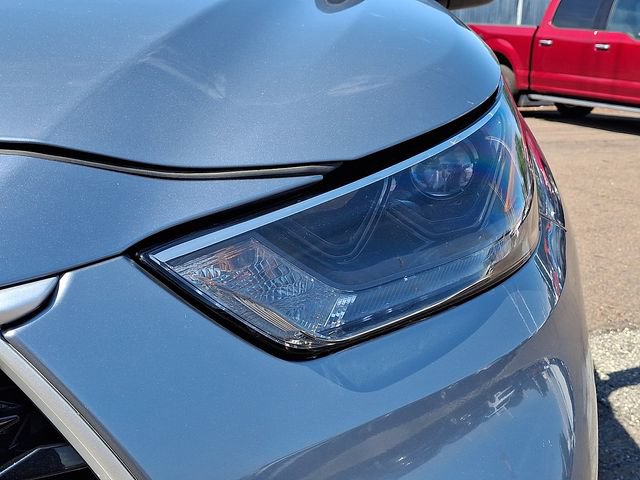 Used 2023 Toyota Highlander XLE FWD image 9