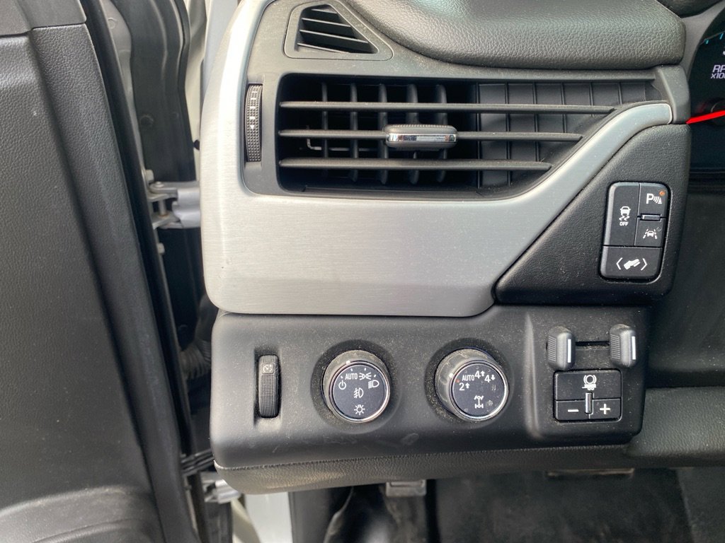 Used 2018 GMC Yukon XL SLT w/ Open Road Package image 19