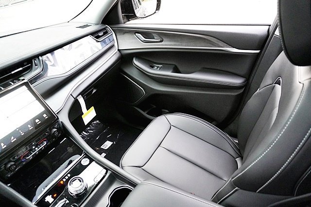 New 2023 Jeep Grand Cherokee Limited 4xe image 27