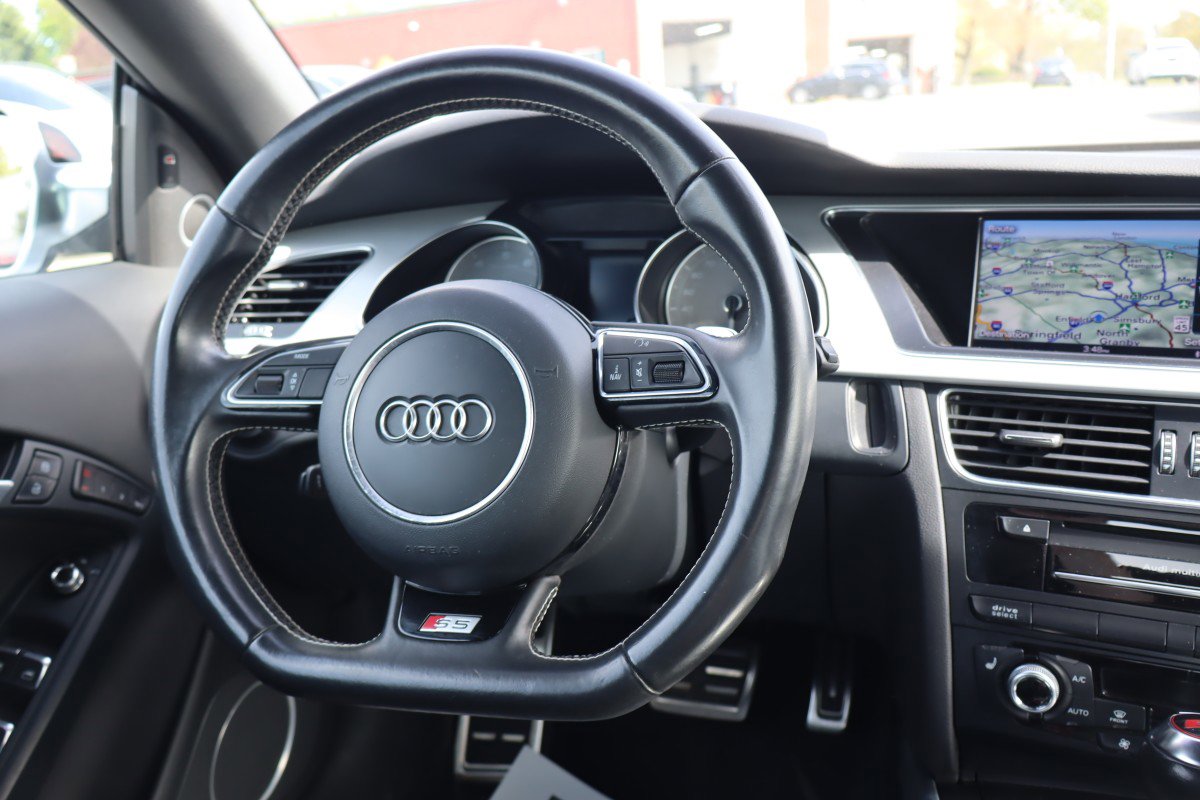 Used 2017 Audi S5 3.0T Cabriolet w/ Technology Package AWD/4WD image 12