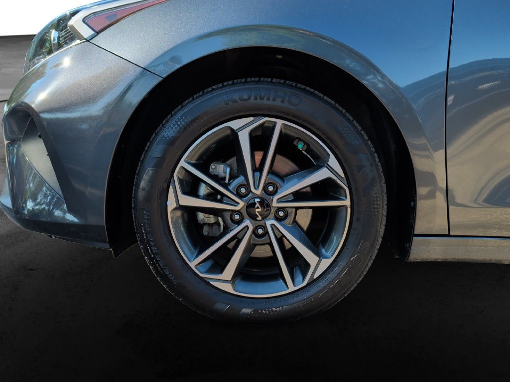 Used 2024 Kia Forte LXS FWD image 9
