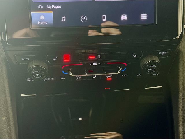 New 2025 Jeep Grand Cherokee L Laredo image 15