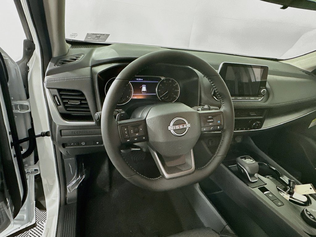 New 2027 Nissan Rogue SV w/ Cold Weather Package AWD/4WD image 16