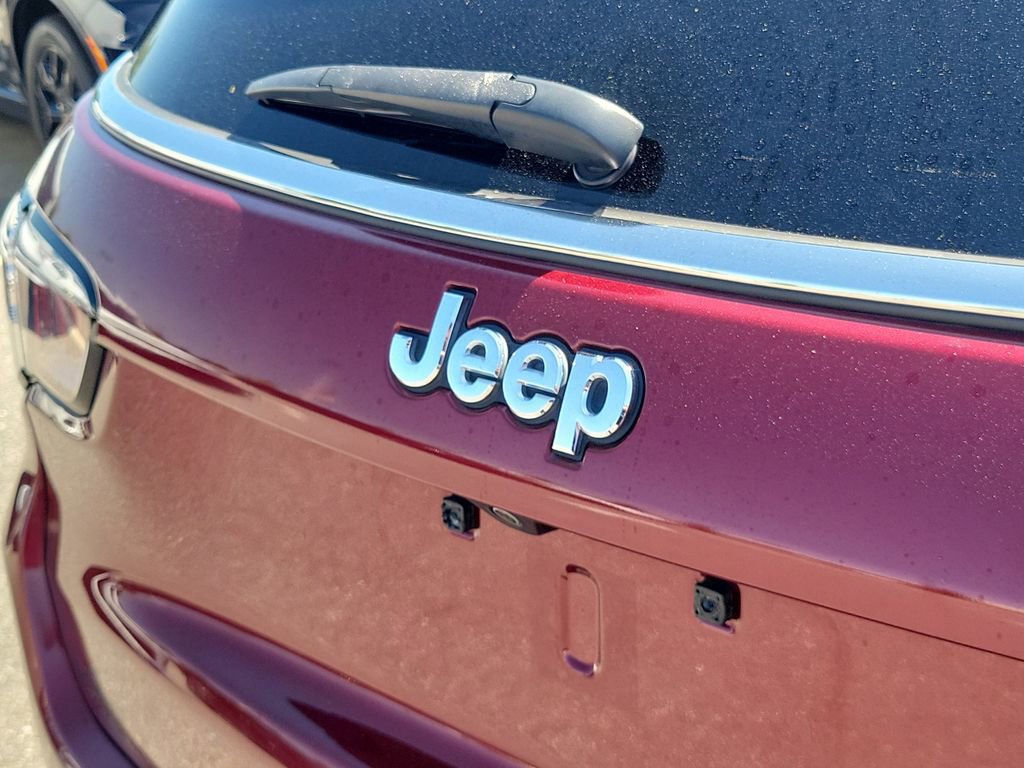 Used 2021 Jeep Compass Latitude FWD image 7