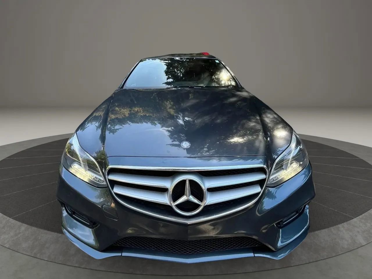 Used 2016 Mercedes-Benz E 350 Sedan image 1