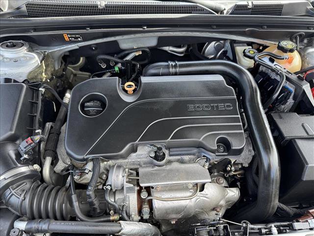 Used 2020 Chevrolet Malibu LT FWD image 22