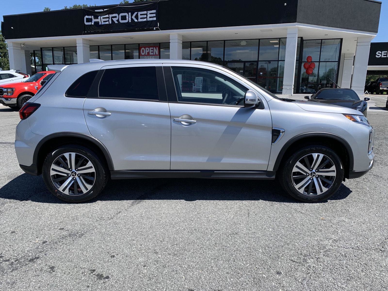 New 2025 Mitsubishi Outlander Sport ES image 4