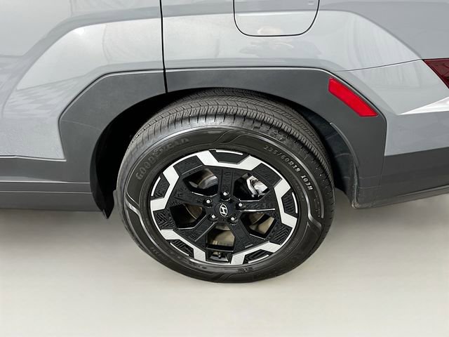 Certified 2025 Hyundai Santa Fe SE image 23