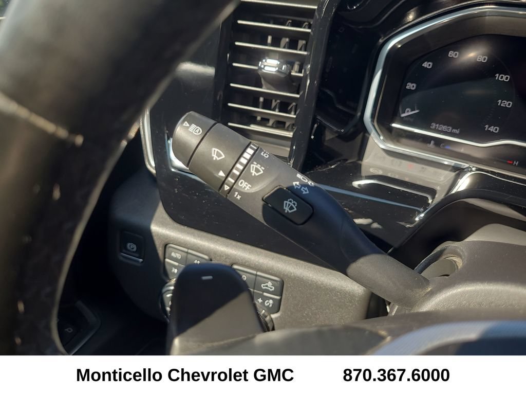 Used 2025 GMC Sierra 1500 SLT AWD/4WD image 17