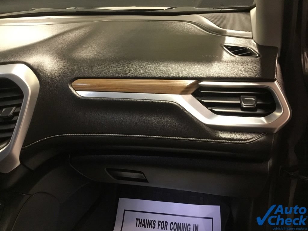 Used 2018 GMC Acadia SLE w/ LPO, Floor Liner Package AWD/4WD image 37