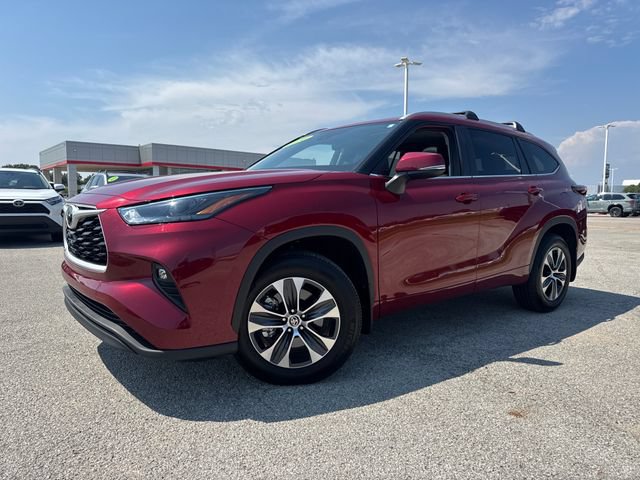 Used 2026 Toyota Highlander XLE