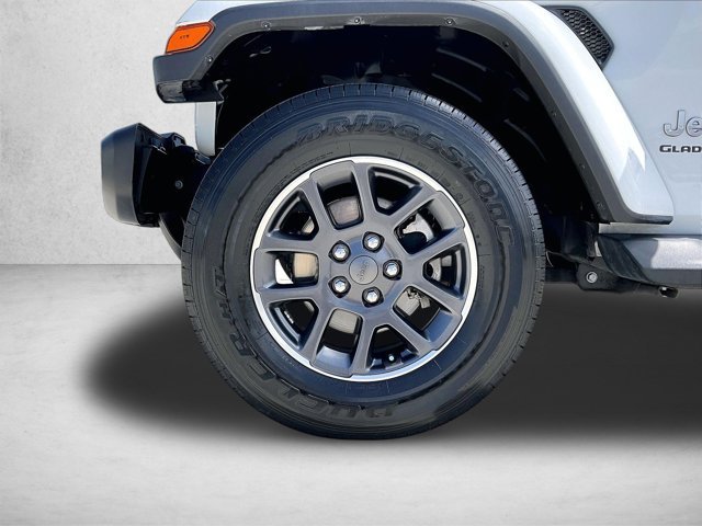 Used 2021 Jeep Gladiator Overland AWD/4WD image 10