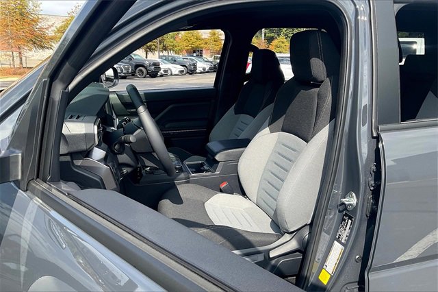 Used 2025 Toyota 4Runner TRD Off-Road image 25