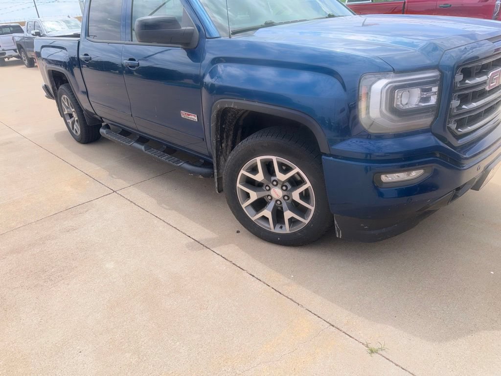Used 2018 GMC Sierra 1500 SLT AWD/4WD image 4
