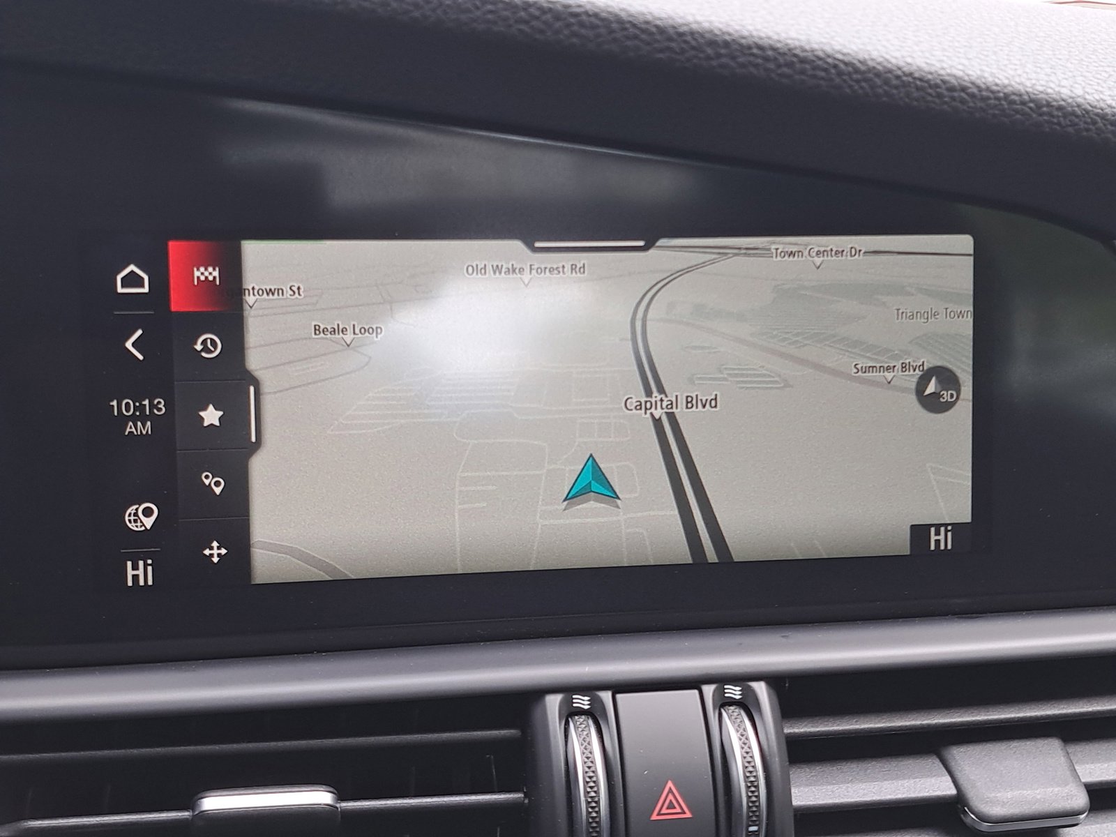 New 2025 Alfa Romeo Giulia AWD w/ Driving Assist Package image 23