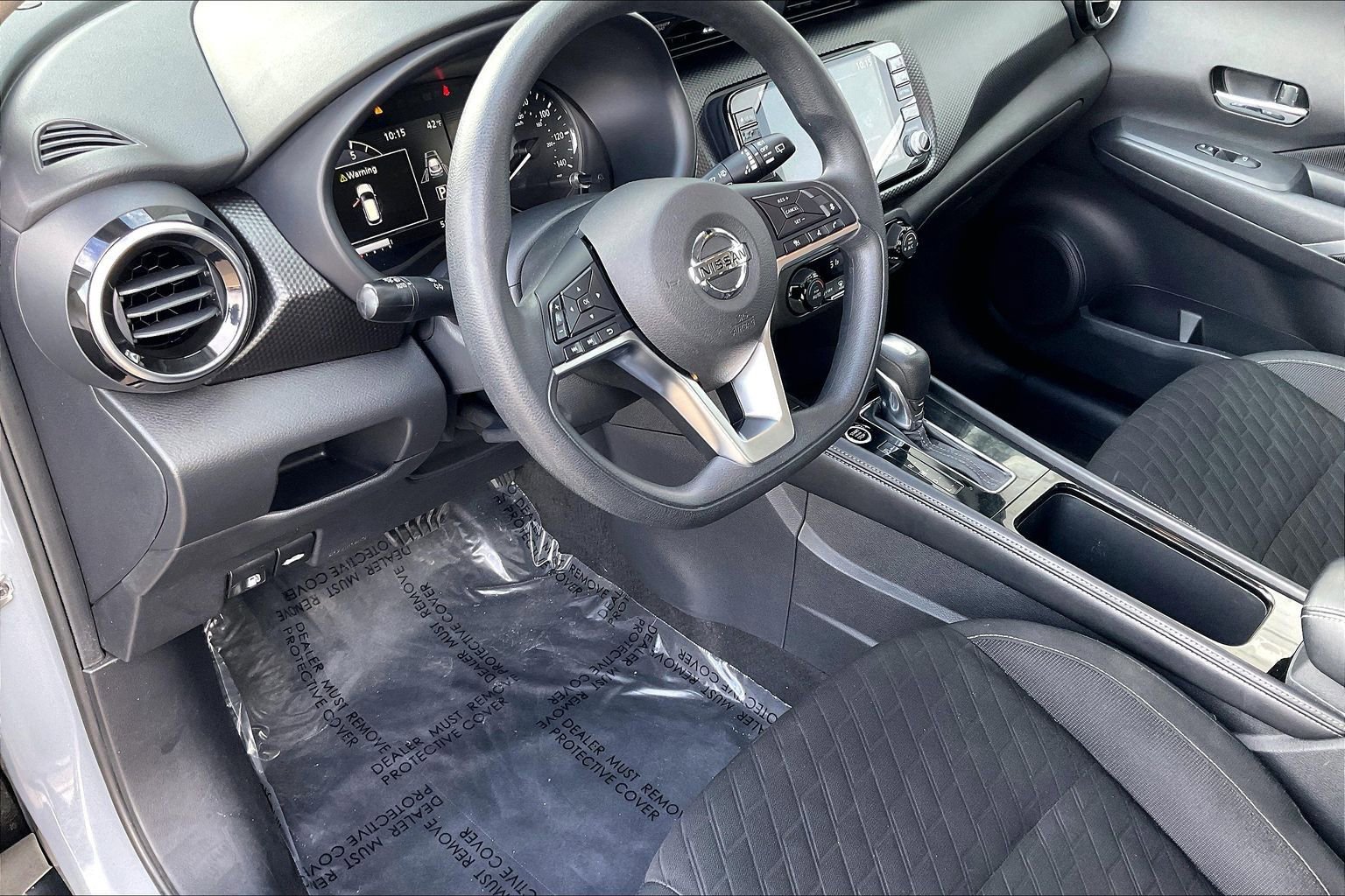 Used 2021 Nissan Kicks SV image 14