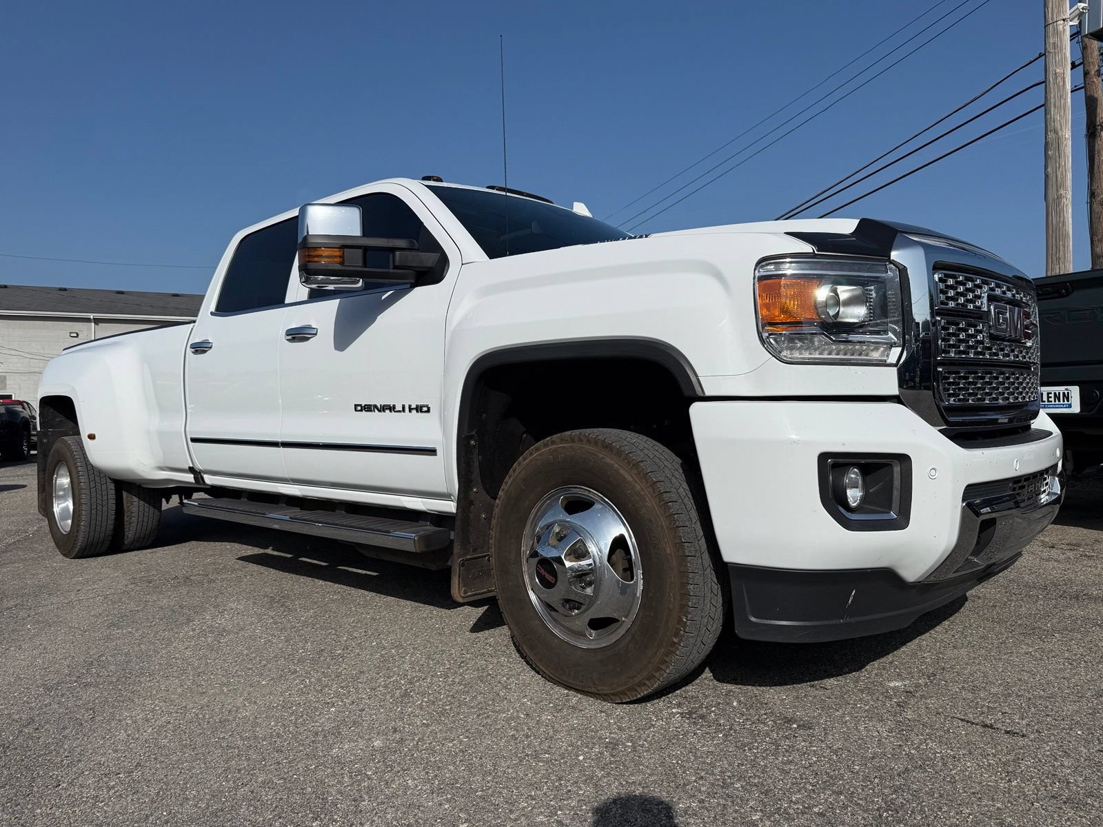 Used 2019 GMC Sierra 3500 Denali AWD/4WD image 8