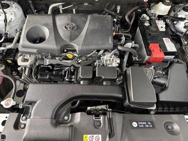 Used 2023 Toyota RAV4 XLE Premium image 10