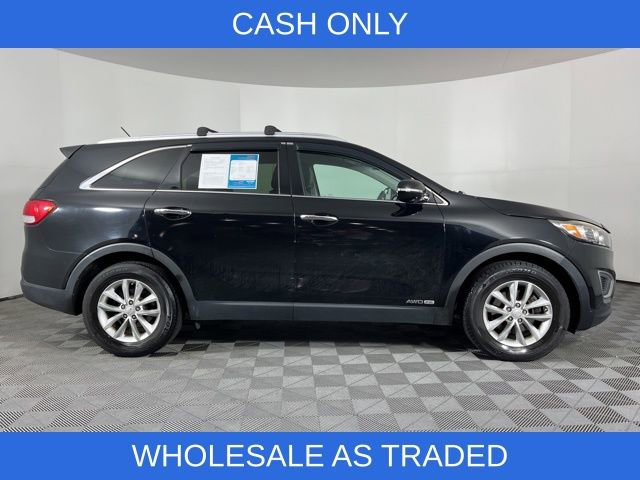 Used 2017 Kia Sorento LX image 9