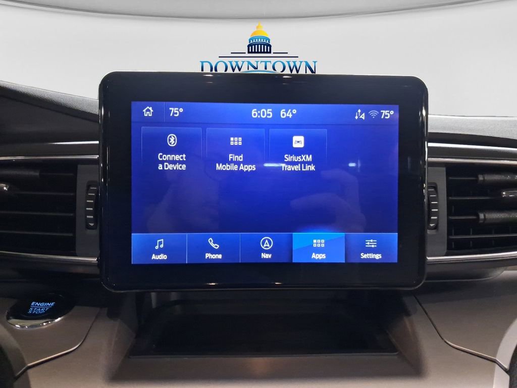 Used 2022 Ford Explorer XLT w/ Equipment Group 202A AWD/4WD image 24