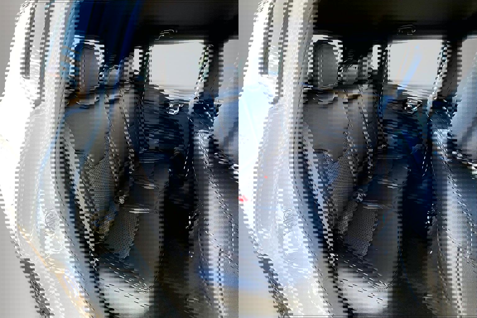 Used 2026 Jeep Compass Latitude image 25