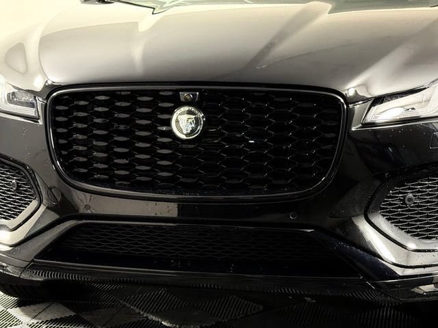 New 2026 Jaguar F-PACE R-Dynamic S AWD/4WD image 11