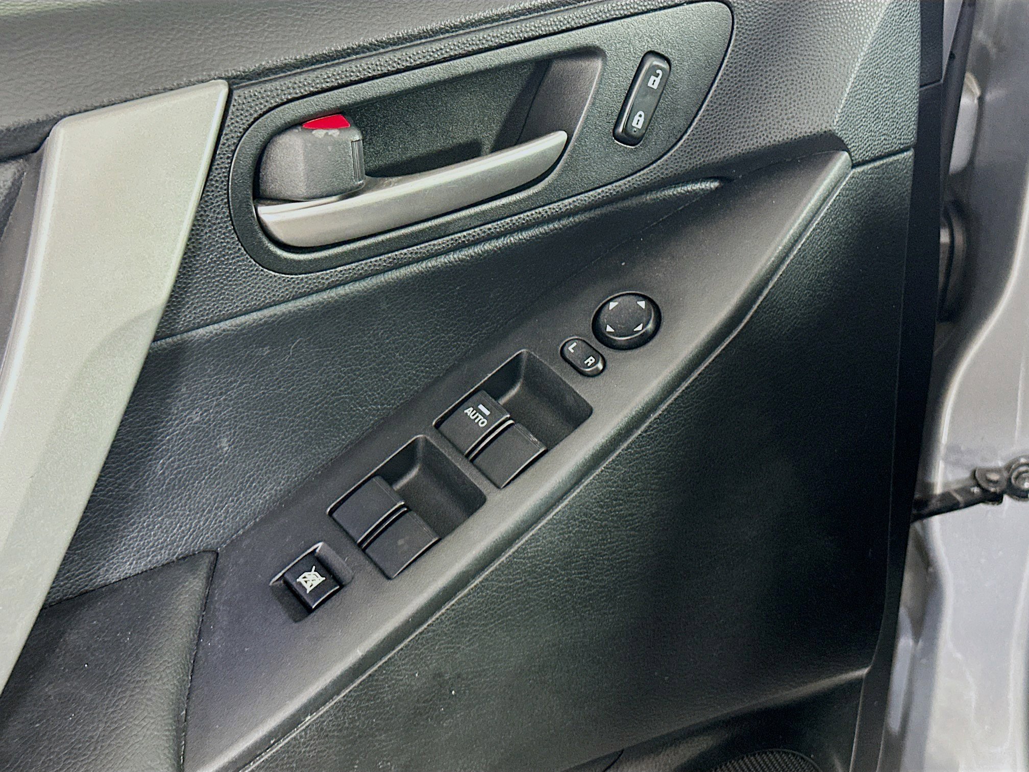 Used 2012 MAZDA MAZDA3 i Grand Touring w/ Tech Pkg FWD image 15