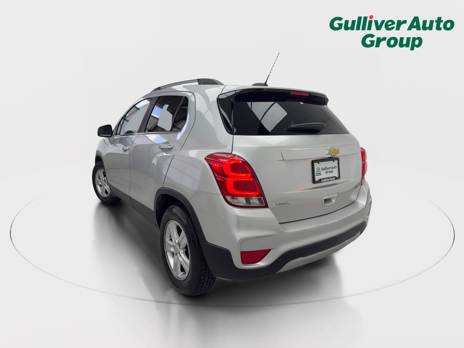 Used 2019 Chevrolet Trax LT w/ LT Convenience Package FWD image 5