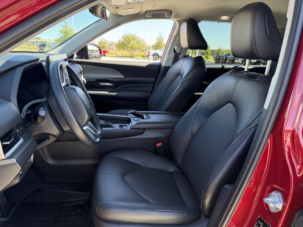 Used 2024 Toyota Grand Highlander FWD image 24