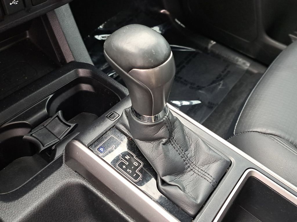 Certified 2022 Toyota Tacoma Limited image 26