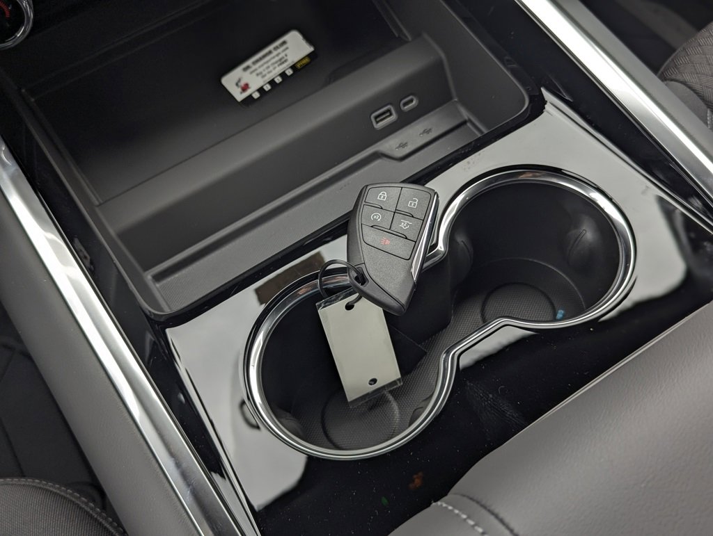 New 2026 Chevrolet Suburban LS w/ Max Trailering Package image 27