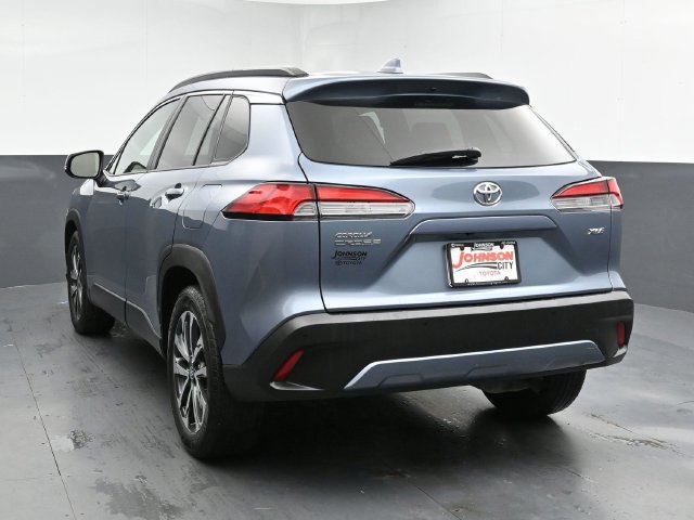 Used 2023 Toyota Corolla Cross XLE w/ Convenience Package FWD image 10