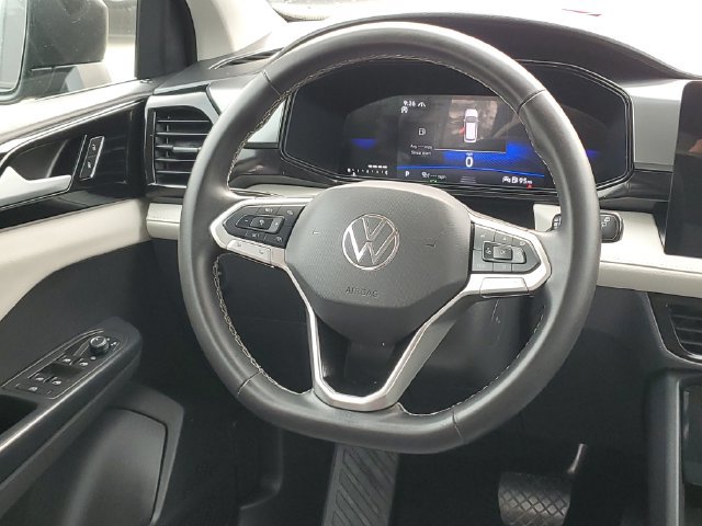 Used 2025 Volkswagen Taos S AWD/4WD image 26