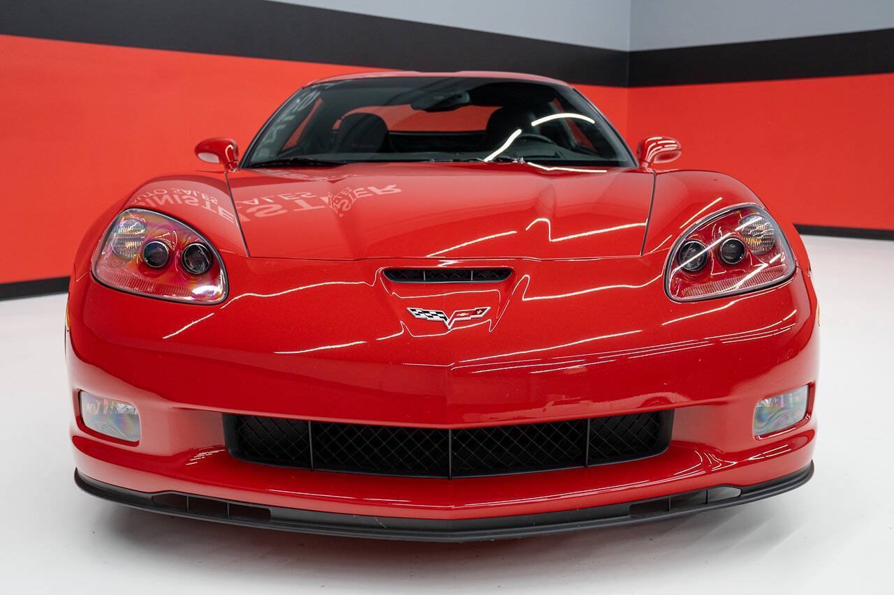 Used 2007 Chevrolet Corvette Z06 w/ Preferred Equipment Group RWD image 9