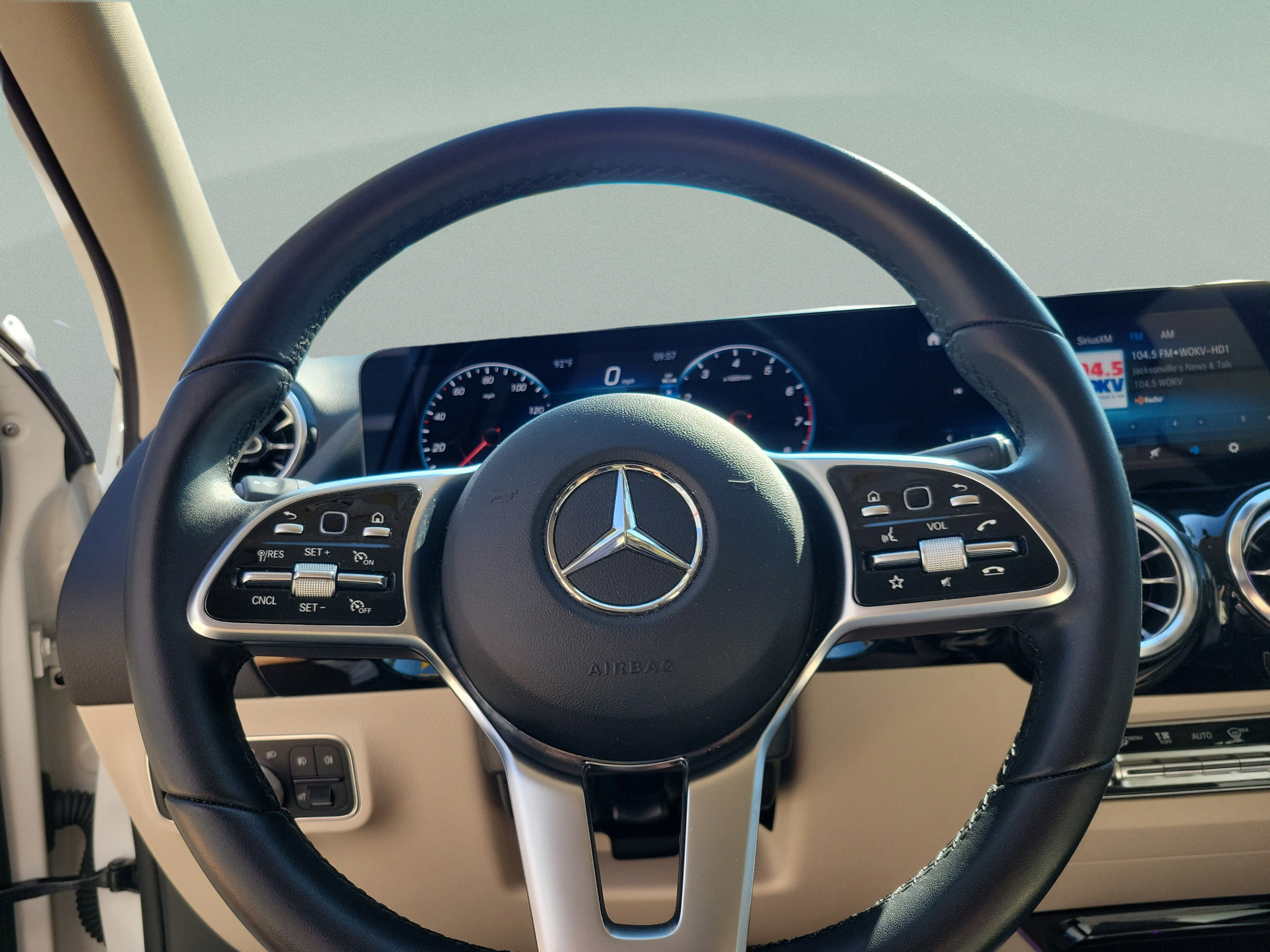 Used 2023 Mercedes-Benz GLA 250 image 21