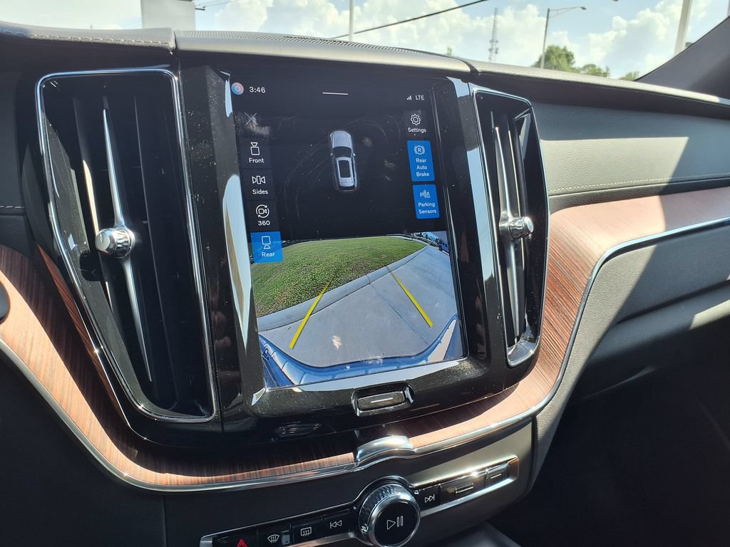 Certified 2023 Volvo XC60 B5 Ultimate AWD/4WD image 33